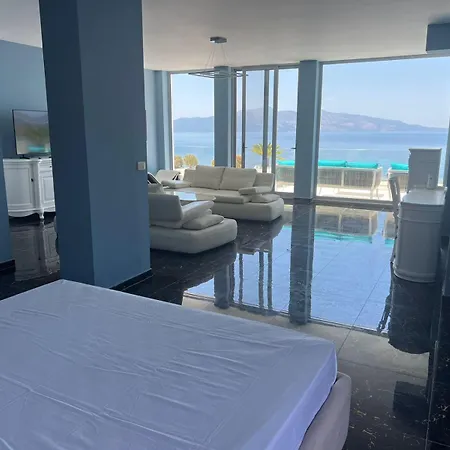 Apartment Lux *