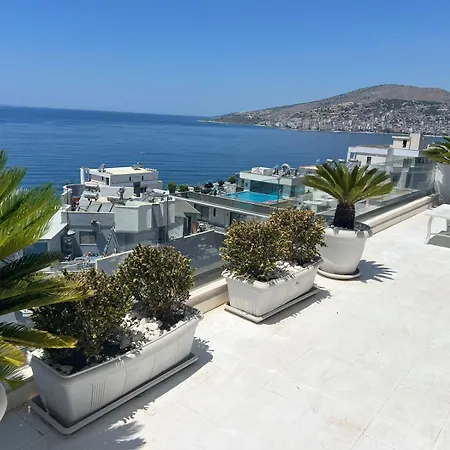 Lux Sarande